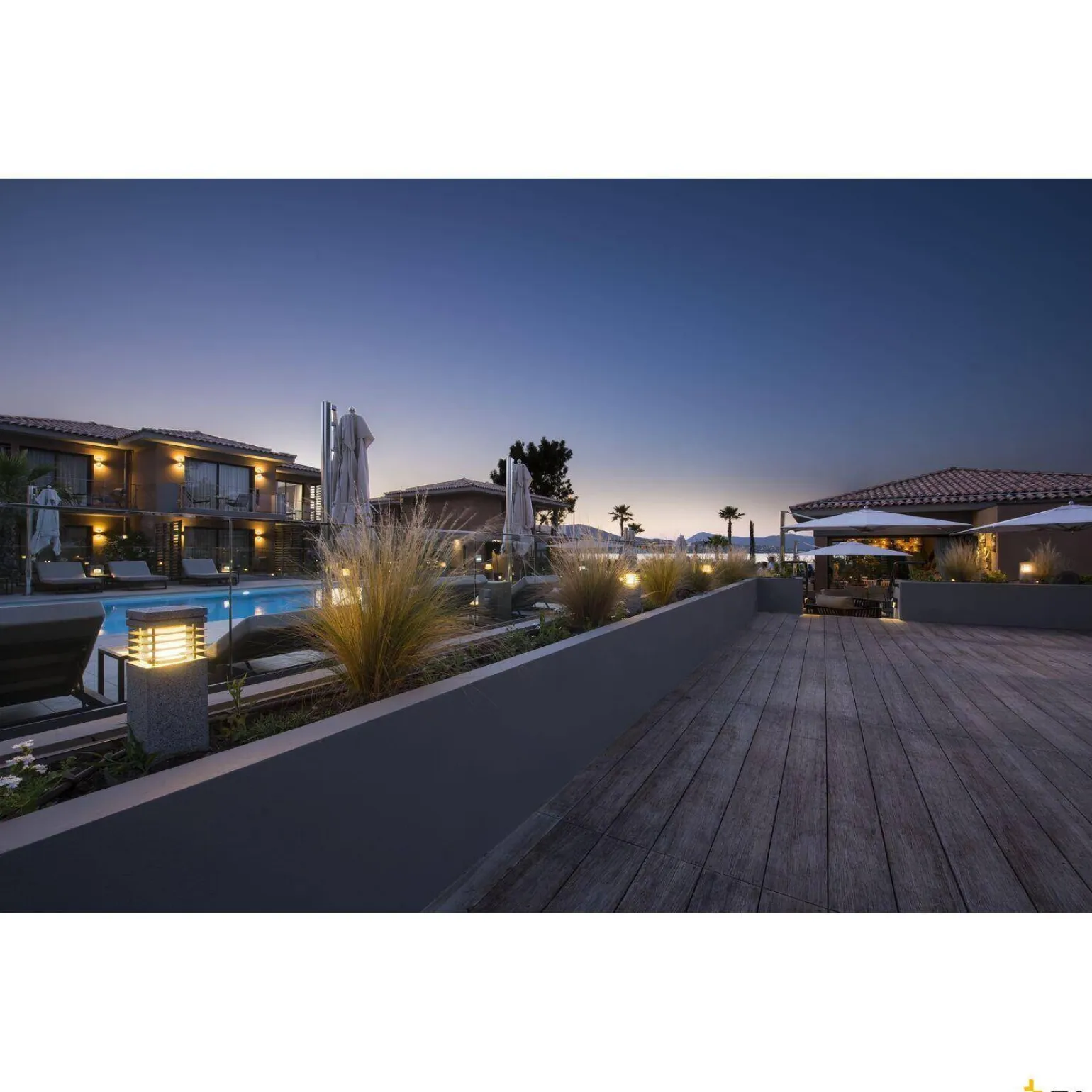 ARROCK GRANITE, lampa podłogowa outdoor, TC-(D,H,T,Q)SE, IP44, kwadratowa, salt & pepper, granit, D/S/W 12/12/40 cm, maks. 15W (231410) - SLV