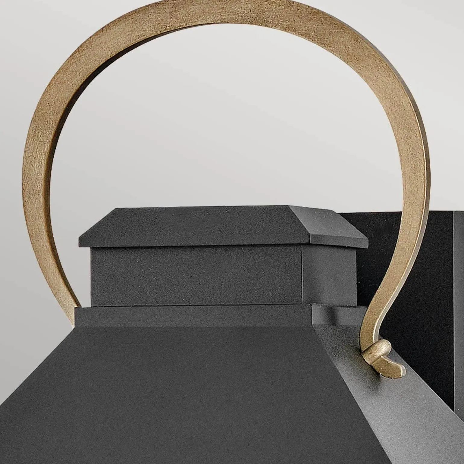 Duża latarnia naścienna Dawson - 2 źródła światła - Czarny, patynowany (HK-DAWSON-L) - Elstead Lighting