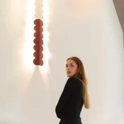 Kinkiet BISCUIT ochra czerowna (TH.573) - Thoro Lighting