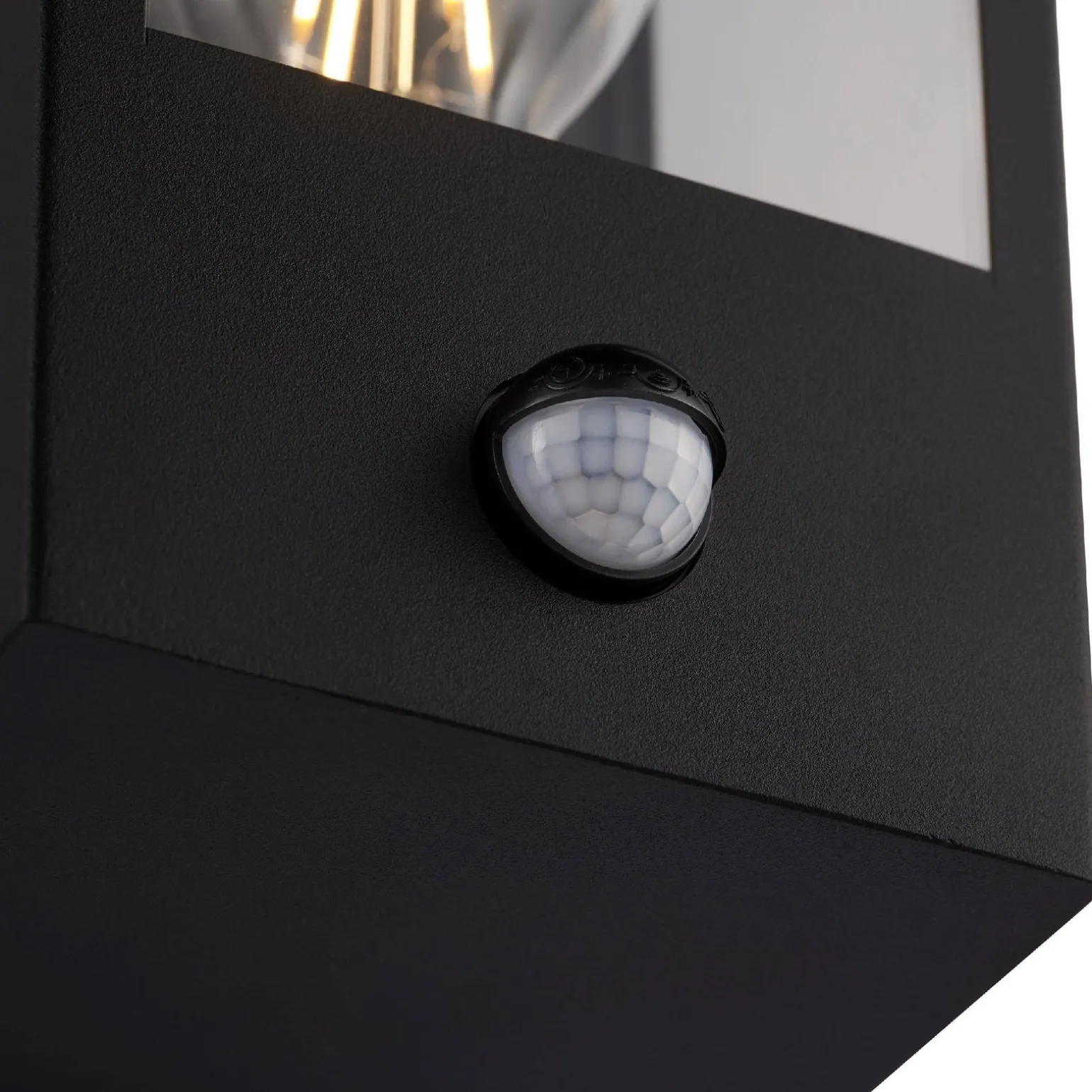 Kinkiet Breton PIR wall Black IP44 28W (94348) - Saxby