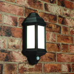 Kinkiet Halbury PIR 1lt wall IP44 7W (54553) - Saxby