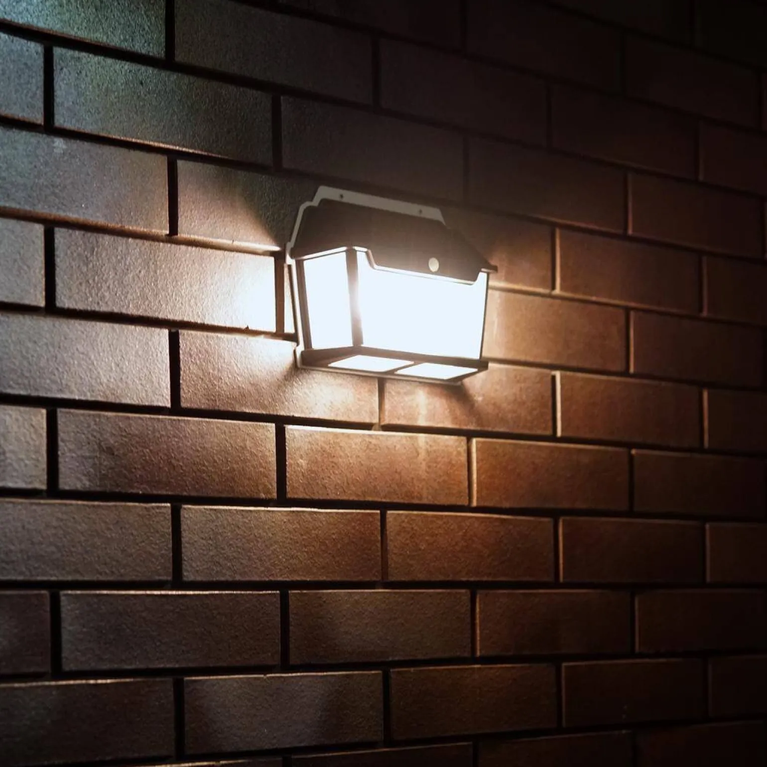 Kinkiet Solarny z czujnikiem ruchu Filo Potrójny 3000K (EKO0727) - Eko-Light