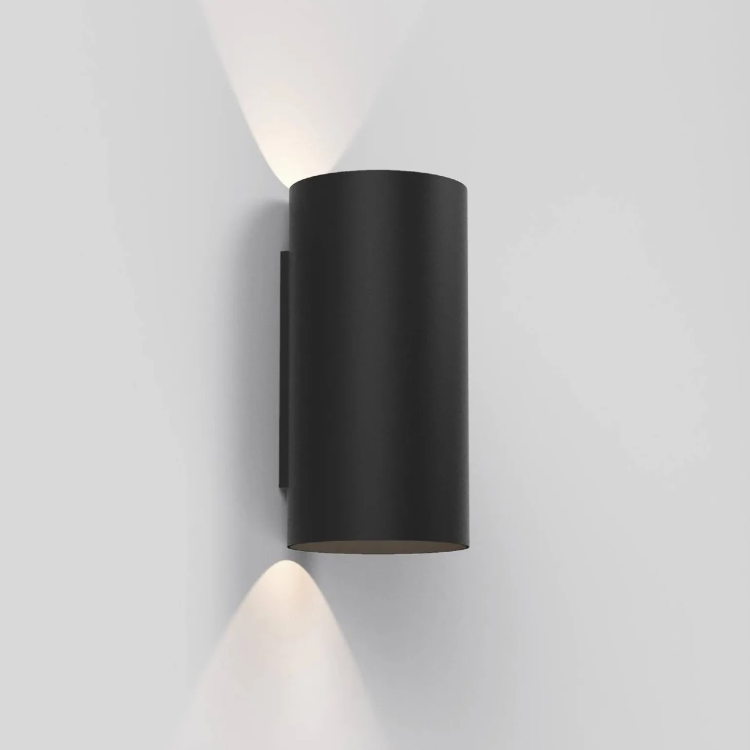 Kinkiet Yuma 240 LED Czarny (1399023) - Astro Lighting