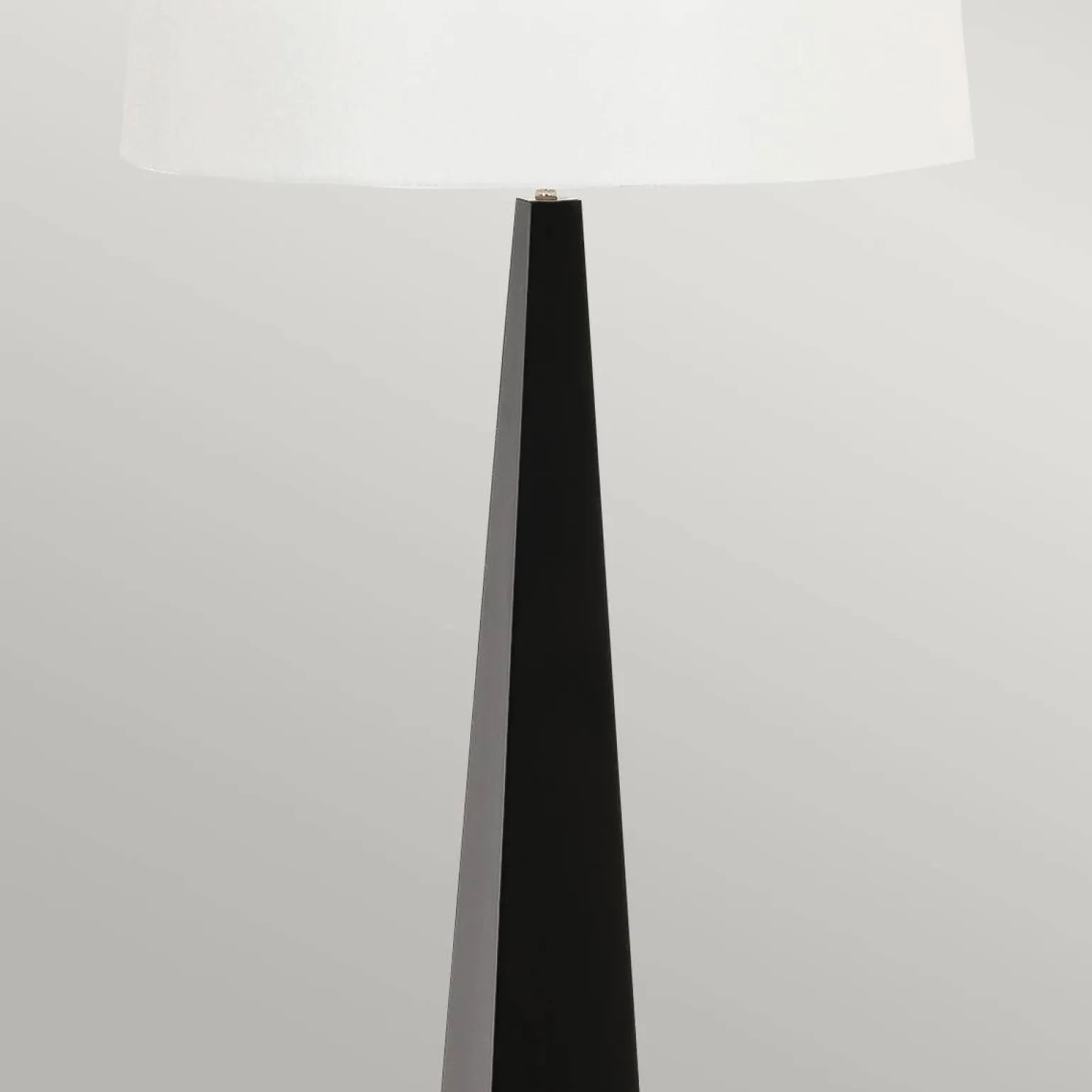 Lampa podłogowa Ascent (ASCENT-FL-BLK-W) - Elstead Lighting