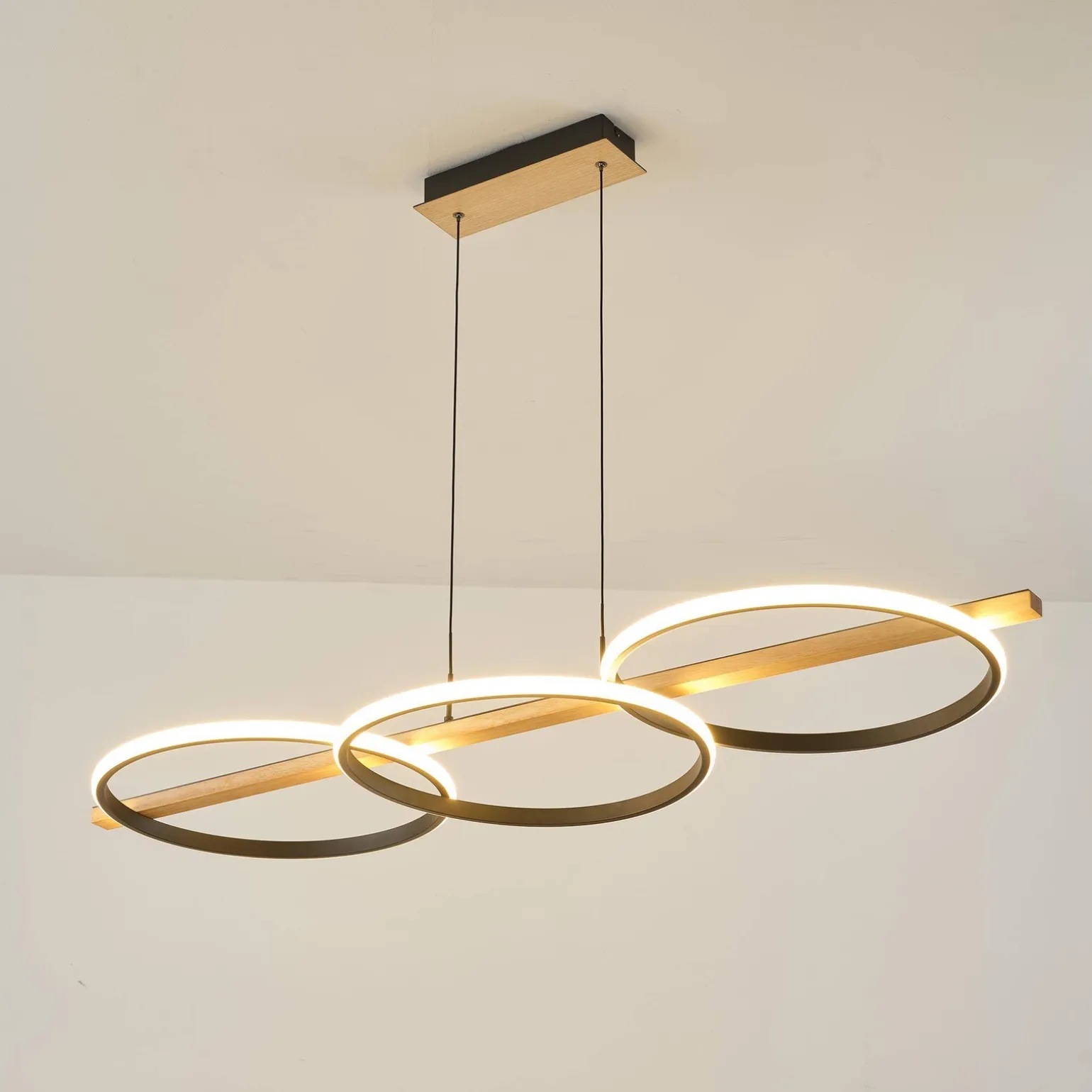 Lampa wisząca ALMERIA czarna-drewno (MD3913-3-3BWLT) - Zuma Line