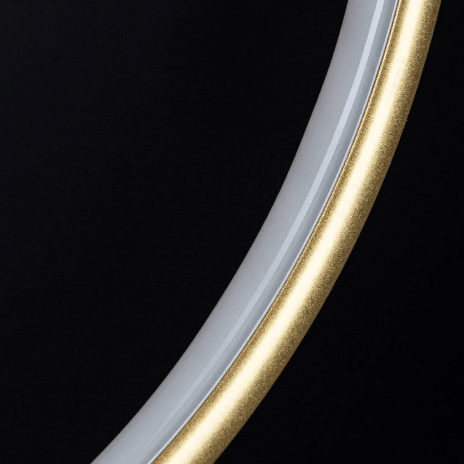 Lampa wisząca Ledowe okręgi No.1 Φ40 cm in 4k złota ściemnialna Altavola Design (LA073/P_40_in_4k_gold_dimm) - ALTAVOLA DESIGN