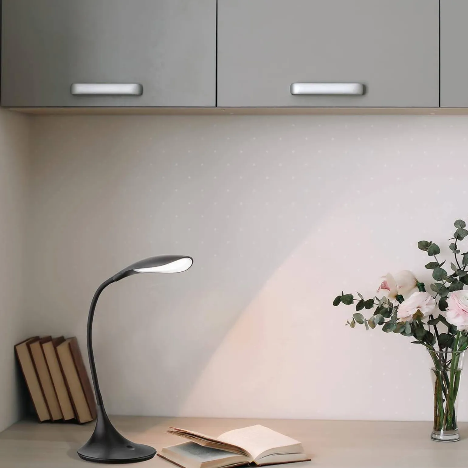 Lampka nocna ze ściemniaczem Nil (50527) - Fischer&Honsel