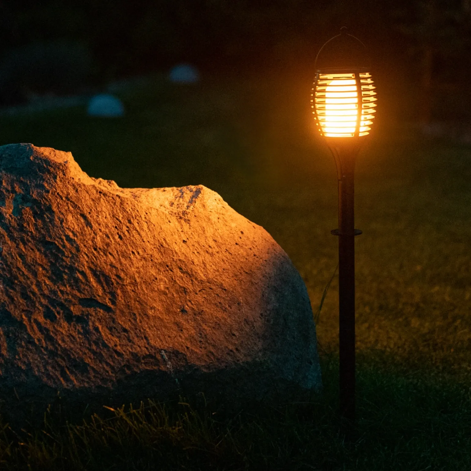 Lampka Solarna Imitująca Płomień (EKO0436) - Eko-Light