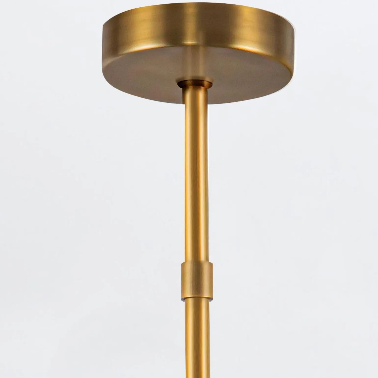 Nowoczesny Żyrandol LED Alonso - Vintage mosiądz (QN-ALONSO8-VBS-AR) - Quintiesse