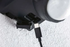 Oprawa elewacyjna SONLIG LED 2X9W solar PIR 2X1100lm 3000K IP65 USB-C 3.6V antracyt / tworzywo sztuczne (PL94610) - PAULMANN