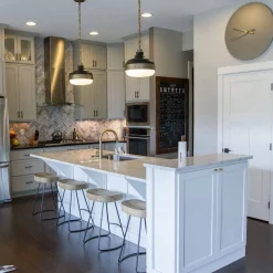 Pojedyncza mała lampa wisząca Cadence (FE-CADENCE-1P-MB) - Elstead Lighting