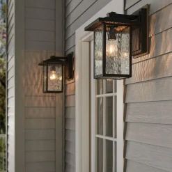 Średnia latarnia naścienna Cappanna - 1 źródło światła - Strukturalna czerń (KL-CAPPANNA-M-BKT) - Elstead Lighting