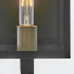 Średnia latarnia naścienna Catalina - 1 źródło światła - Czarny, oksydowany brąz (QN-CATALINA-M) - Quintiesse